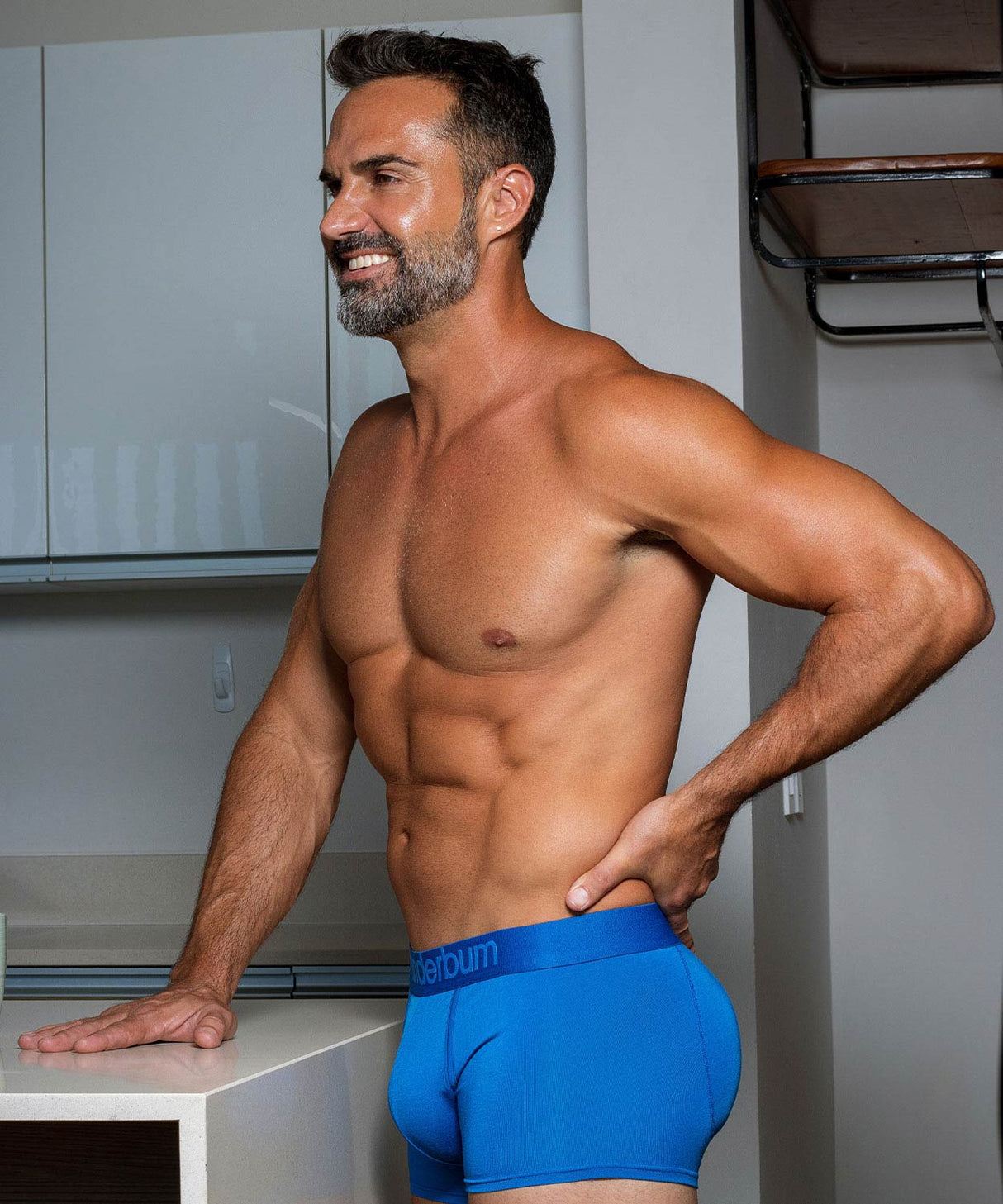 ONE FINGER Padded Boxer Trunk