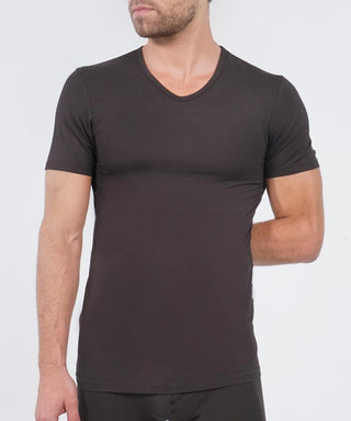 T-Shirt V Neck - Essentials